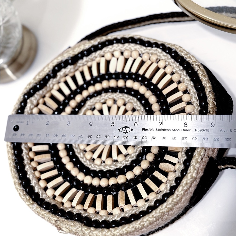 Stylish Studio Collection Wood Bead Woven Round Crossbody Bag - Picture 12 of 13